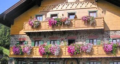 Ferienwohnung Nr 1, 2-4 Pers. 1 Schlafzimmer, Wohnküche, Dusche/wc, Balkon