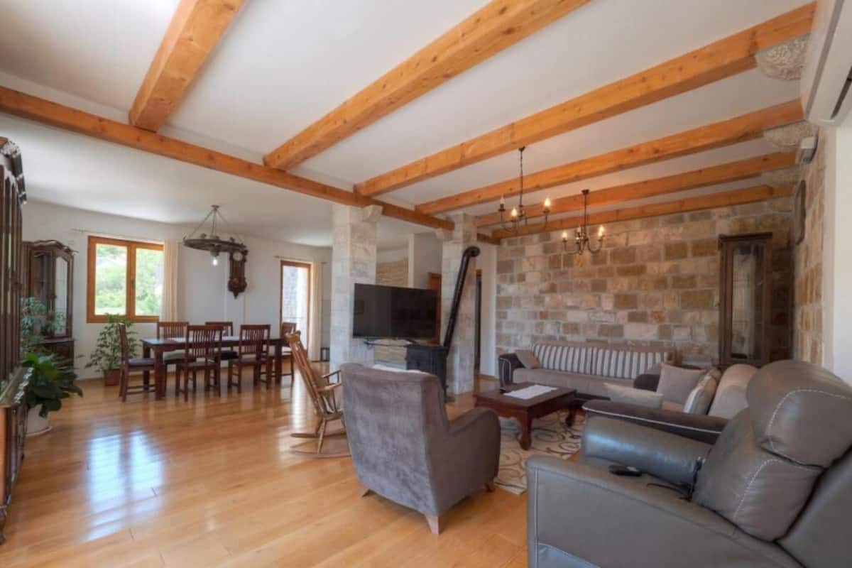 Family Apartment | Living area | LCD TV