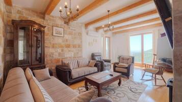 Family Apartment | Living area | LCD TV