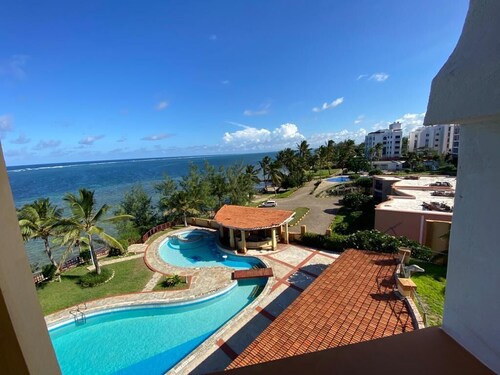 Lux Suites shanzu Seafront Apartments