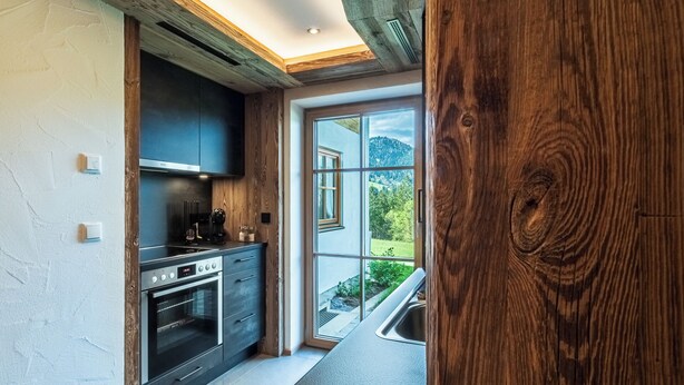 Coffee/tea maker, fridge, microwave, oven - Appartement Kehlstein für 2 Personen, 38qm mit Balkon (Schönau am Königssee)