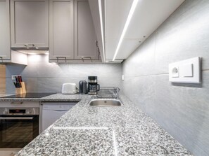 Fridge, microwave, dishwasher, toaster - Le Hameau du Borsat (Val Claret) by Interhome (Tignes)