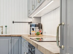 Fridge, microwave, oven, dishwasher - "Elizabeta" - 175m from the sea by Interhome (Hals)