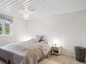 4 bedrooms, WiFi