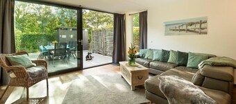 Duinhuis 18 modern holiday villa right at the North Sea dunes