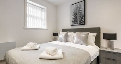Modern 2 Bedroom Apartment in Central Hull