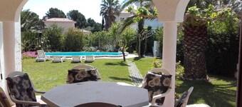 Villa Anatma Avec Piscine Privee, 8 Personnes, Climatisation, Wifi, 350m Plage