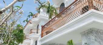 La Sera Suites An Vien