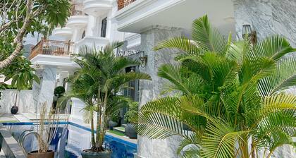 La Sera Suites An Vien