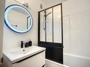 Hair dryer, towels