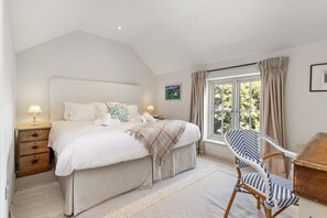 7 bedrooms, iron/ironing board, WiFi - Little Haven -  Luxury Cottages (Swansea)