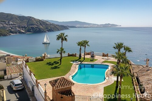 Casa Acogedora & Vistas Espectaculares /terraza & Piscina & Garaje & Wifi