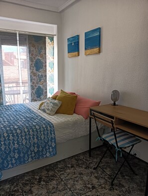 1 bedroom, desk, iron/ironing board, WiFi - Playa y Vacaciones en Santa Pola (Santa Pola)