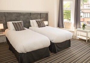 Iron/ironing board, free WiFi - The Guesthouse Broadstairs (Broadstairs)