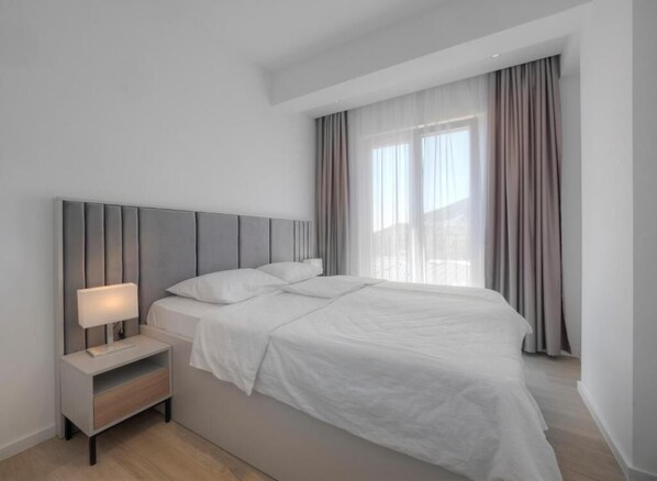 Premium Apartment | 1 bedroom, desk, soundproofing, iron/ironing board - One bedroom apartment - Sea view Romansa (Becici)