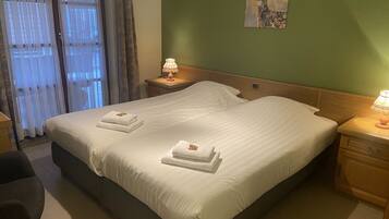 Standard Double Room, Courtyard View | Desk, laptop workspace, iron/ironing board, free WiFi