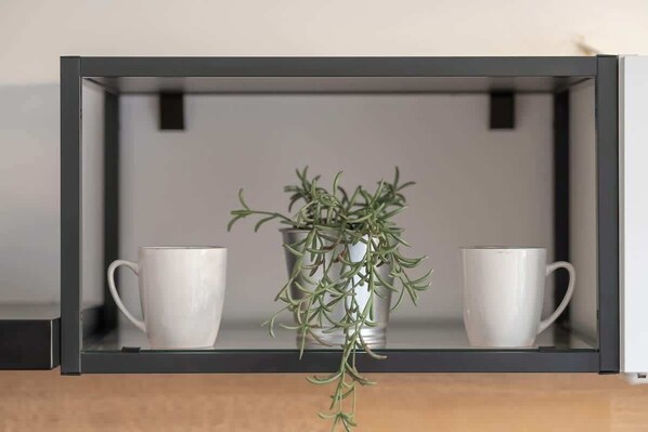 Unclassified image, 1 of 19, button