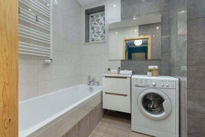 Een douche, een haardroger