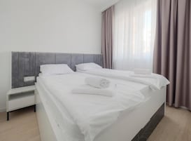 华丽公寓 | 2 多间卧室、办公桌、笔记本电脑工作区、隔音