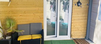 Abrilove Petit Studio de 15 m², Coin Cuisine, Salle de Bain