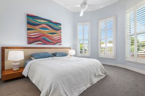 3 dormitorios, tabla de planchar con plancha, wifi y ropa de cama