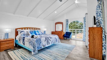 3 Schlafzimmer, Zimmersafe, Schreibtisch, Bügeleisen/Bügelbrett