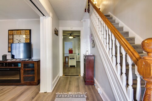 Charming Salisbury Getaway w/ Grill & Fire Pit!