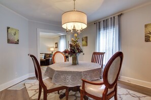 House (3 Bedrooms) | Interior - Charming Salisbury Getaway w/ Grill & Fire Pit! (Salisbury)