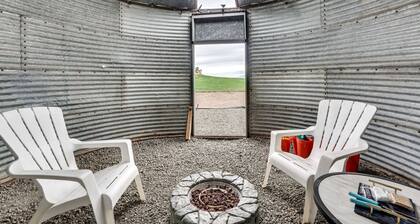 Klamath Falls Home on 189 Acres: Fire Pit & Grill!