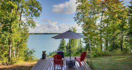 Lakefront Paradise With Private Boat Dock & Patio