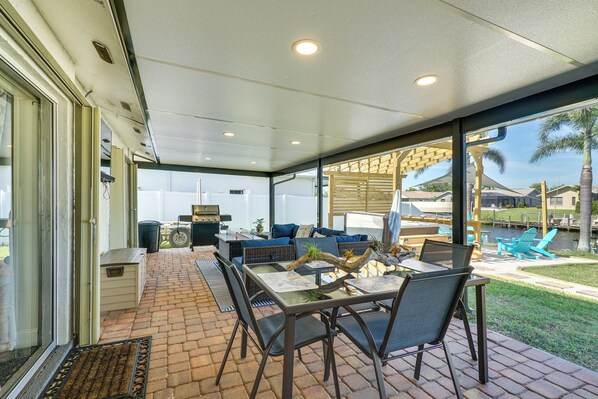 House (3 Bedrooms) | Interior - Hot Tub, Pool & Putting Green: Cape Coral Oasis! (Cape Coral)