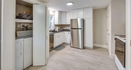 Maine Escape w/ Grill, Near Skiing & Hiking!