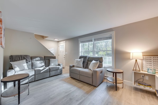 Apartment (2 Bedrooms) | Interior - Maine Escape w/ Grill, Near Skiing & Hiking! (Saco)