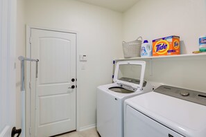 House (4 Bedrooms) | Interior - Manor Vacation Rental w/ Yard: 17 Mi to Austin! (Manor)