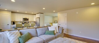 Monroe Apartment Near Evergreen State Fairgrounds!