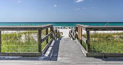 Miramar Beach Condo w/ Pool Access: Walk to Beach!