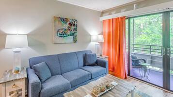 Apartment (1 Bedroom) | Interior