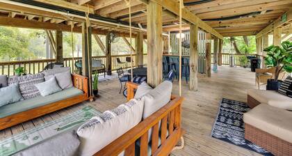 Riverfront Cuero Vacation Home w/ Spacious Deck!