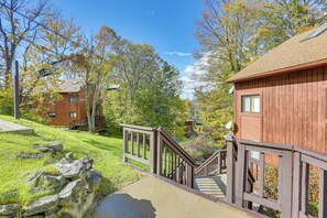 Apartment (3 Bedrooms) | Interior - Mountain Creek Resort Summer Condo w/ Deck (Vernon)