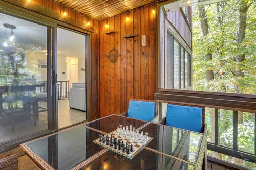 Modern Vernon Township Condo Near Ski & Water Park