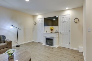 Apartment (3 Bedrooms) | Interior - Mountain Creek Resort Summer Condo w/ Deck (Vernon)