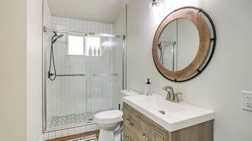 單棟房屋 (2 Bedrooms) | 內部