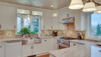 Apartment (4 Bedrooms) | Interior