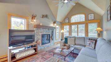 Apartment (4 Bedrooms) | Front of property