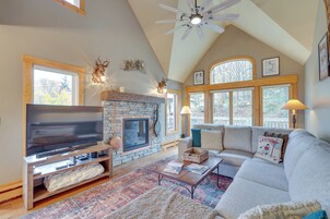 Apartment (4 Bedrooms) | Front of property