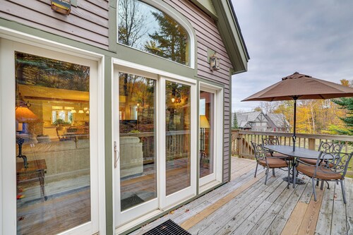 Ski-in/ski-out w/ Sauna in Jay Ski Peak Resort!