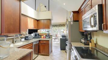 House (2 Bedrooms) | Bahagian dalam