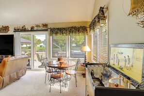 Nhà (2 Bedrooms) | Nội thất