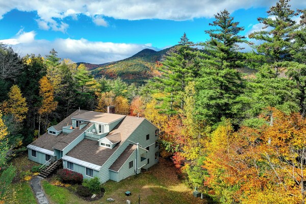 Inviting Bartlett Condo: 1 Mi To Attitash Mountain - Carousel, Intervale
