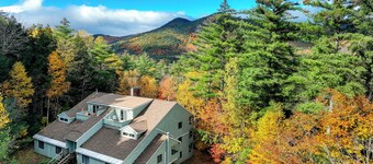 Inviting Bartlett Condo: 1 Mi to Attitash Mountain